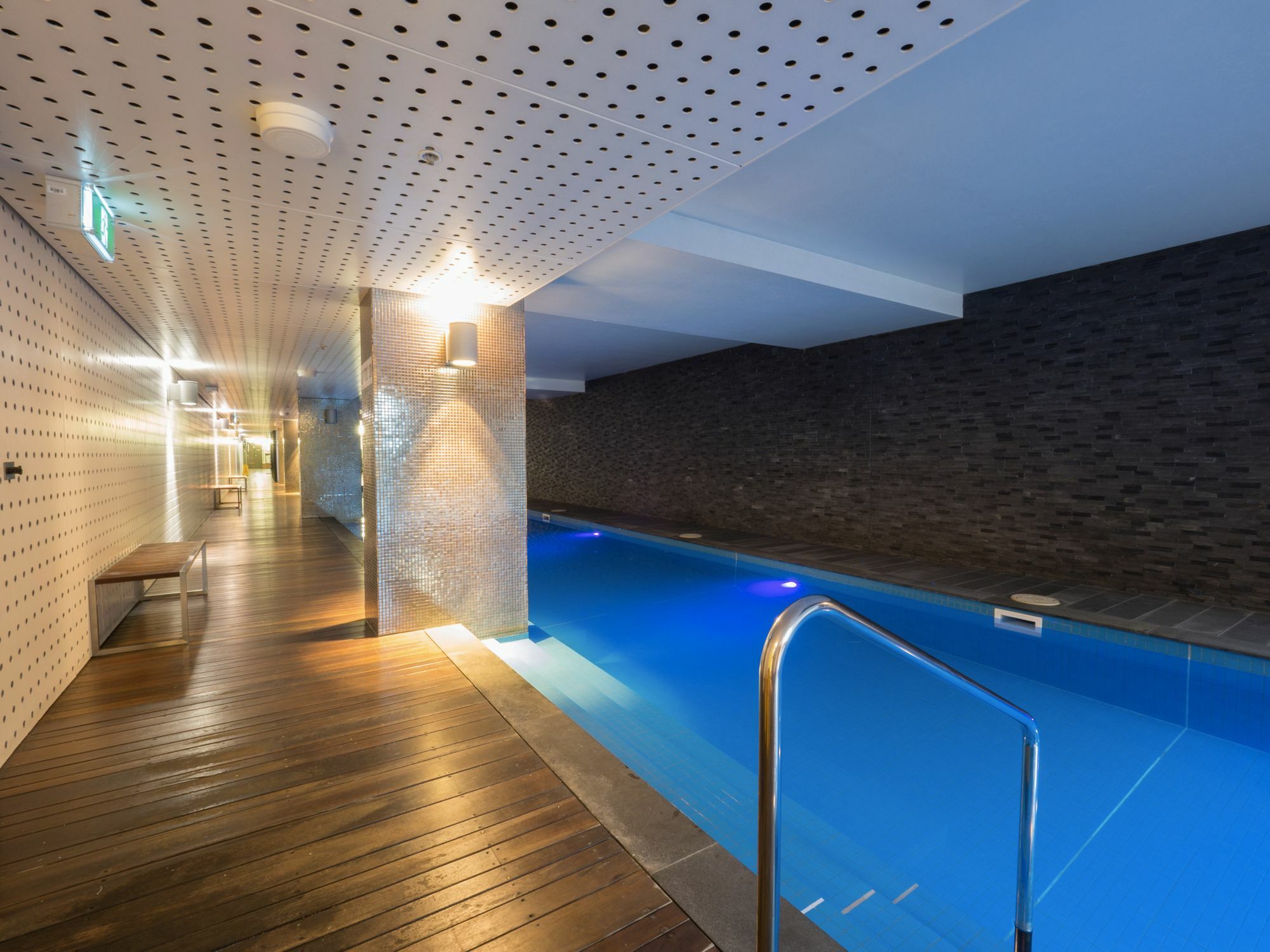 Littlestay Sturt - 2 Bedroom Aptm Мелбърн Екстериор снимка